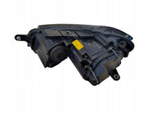 Laden Sie das Bild in den Galerie-Viewer, Frontscheinwerfer VW I Van Passat B7 2248086 58879623AB Xenon Rechts Headlight SCH8882601668gd