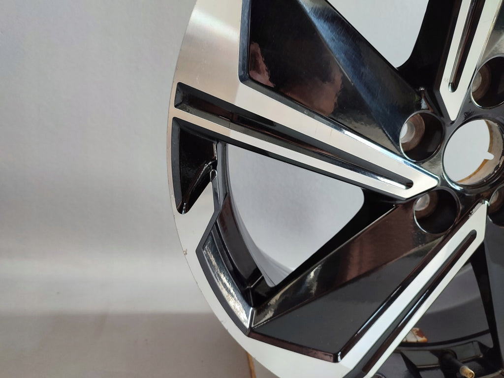 1x Alufelge 18 Zoll 7.0" 5x114.3 38ET Mitsubishi Outlander Eclipse Cross