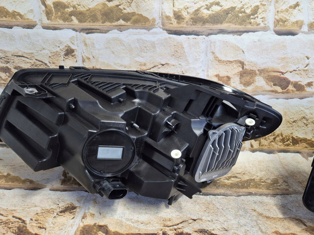 Frontscheinwerfer Mercedes-Benz Cla X117 Rechts Scheinwerfer Headlight SCH3048542130ho