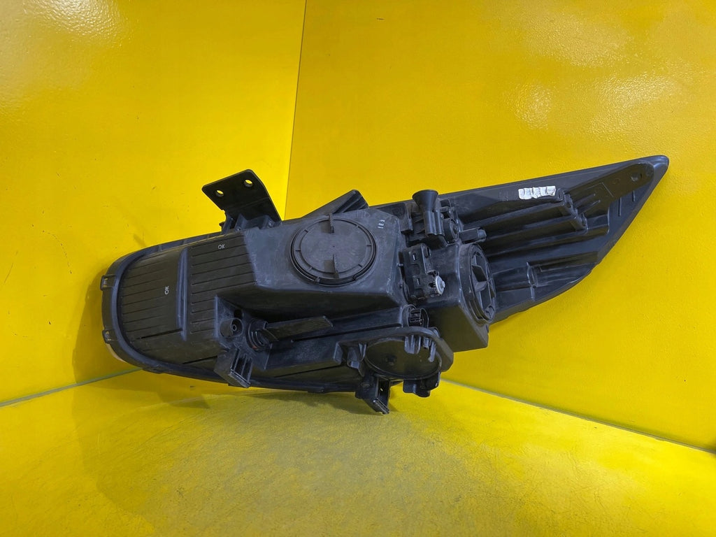 Frontscheinwerfer Kia Carens IV 92102-A4150 LED Rechts Scheinwerfer Headlight