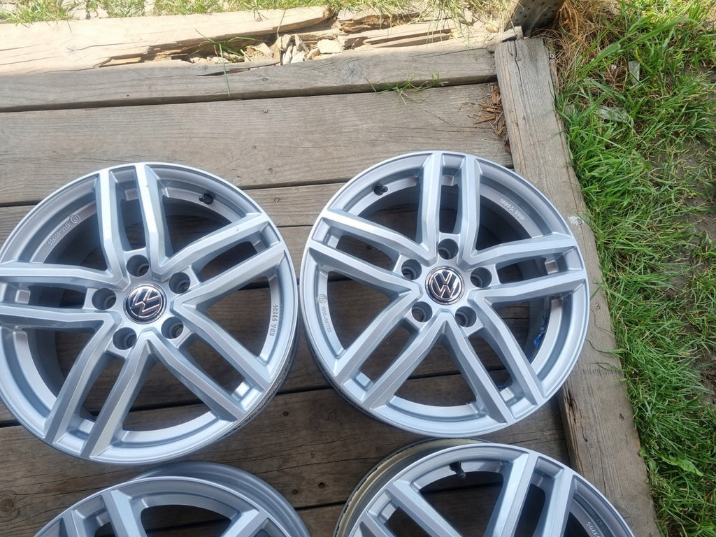 4x Alufelge 16 Zoll 6.5" 5x112 41ET Glanz Silber KBA53206 VW Rim Wheel FEL9154988124st