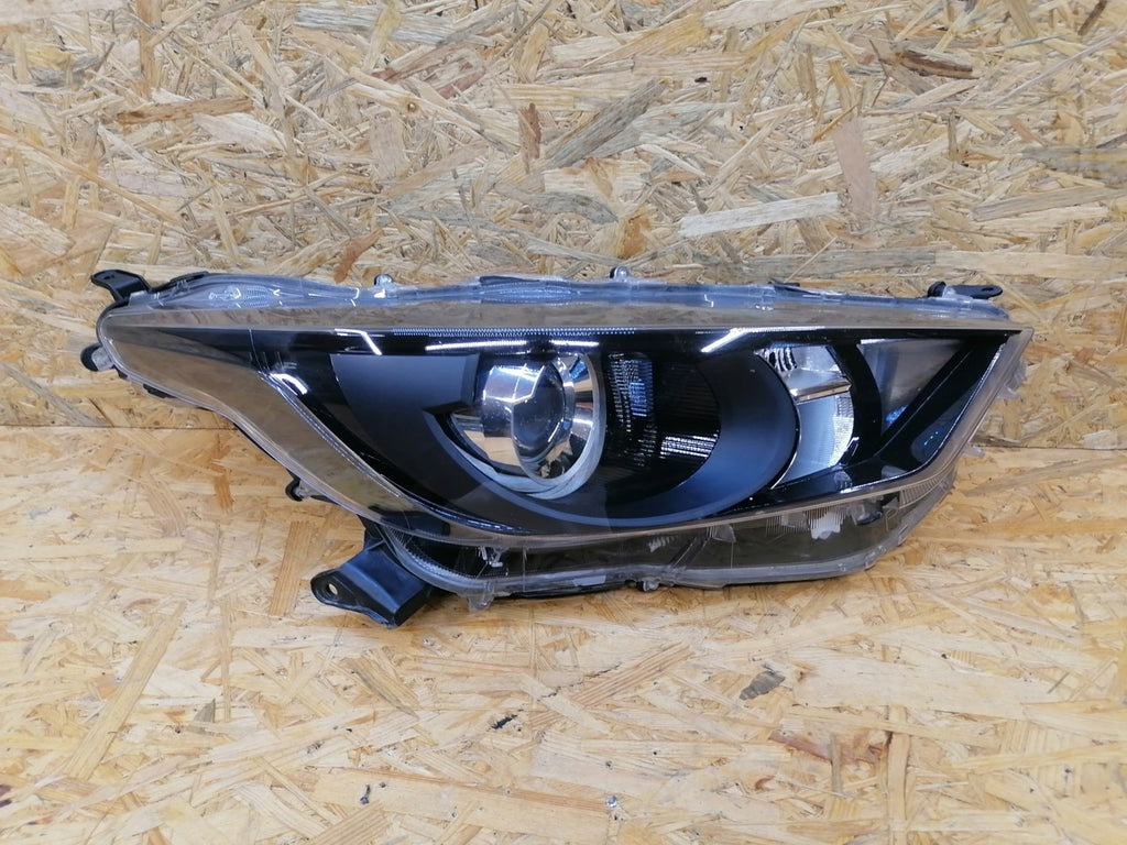 Frontscheinwerfer Toyota IV Yaris KMR365 Rechts Scheinwerfer Headlight SCH4383268503ay