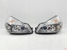 Load image into Gallery viewer, Frontscheinwerfer Renault Espace IV Xenon Ein Satz Scheinwerfer Headlight SCH5840553959ye