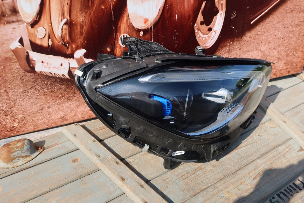 Frontscheinwerfer Mercedes-Benz W206 A2069068003 LED Rechts Headlight SCH8266500799zw