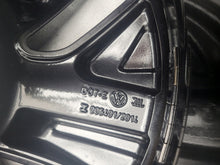 Load image into Gallery viewer, 1x Alufelge 19 Zoll 8.5" 5x112 42ET 14B601025B VW Rim Wheel FEL8072658307lr