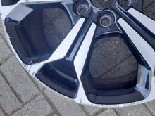 Laden Sie das Bild in den Galerie-Viewer, 1x Alufelge 18 Zoll 7.0&quot; 5x108 47 5ET JX7J-1007-E1A Ford Rim Wheel