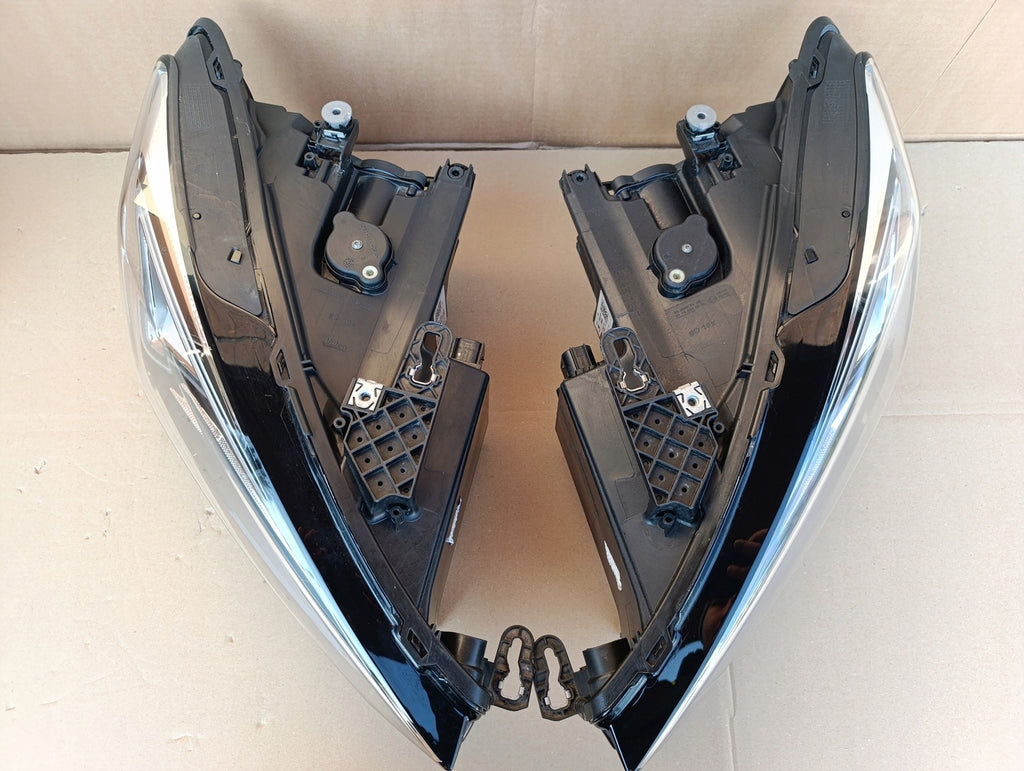 Frontscheinwerfer Seat Leon 5FB941008J 5FB941007G Full LED Ein Satz Headlight