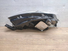 Laden Sie das Bild in den Galerie-Viewer, Frontscheinwerfer Renault Scenic 260606373R Links Scheinwerfer Headlight SCH1780330175zm