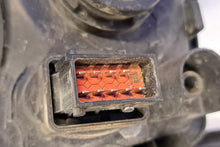 Laden Sie das Bild in den Galerie-Viewer, Frontscheinwerfer Saab 9-3 12797389 Rechts Scheinwerfer Headlight