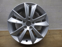 Laden Sie das Bild in den Galerie-Viewer, 1x Alufelge 17 Zoll 7.0&quot; 5x108 40,5ET 31471309 Volvo V60 Rim Wheel