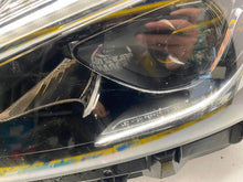 Laden Sie das Bild in den Galerie-Viewer, Frontscheinwerfer Mercedes-Benz A1769068900 LED Links Scheinwerfer Headlight SCH2648701815yx