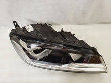 Laden Sie das Bild in den Galerie-Viewer, Frontscheinwerfer VW Touareg 7P1941031 7P1941032 Xenon Ein Satz Headlight