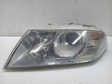 Laden Sie das Bild in den Galerie-Viewer, Frontscheinwerfer Skoda Octavia II Xenon Links Scheinwerfer Headlight SCH1608381213jm