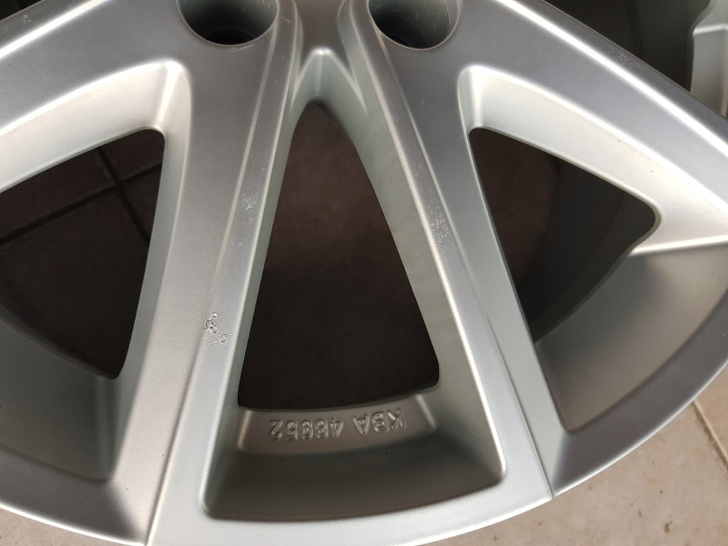1x Alufelge 17 Zoll 7.5" 5x114.3 50ET Glanz Silber Mazda Cx5 Cx3 Rim Wheel FEL3580500065yq