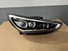Load image into Gallery viewer, Frontscheinwerfer Hyundai I30 III Rechts Scheinwerfer Headlight SCH3628336660ca