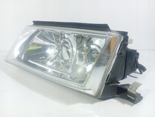 Laden Sie das Bild in den Galerie-Viewer, Frontscheinwerfer Skoda Octavia I M3R9P3 00018591 Links Scheinwerfer Headlight SCH5273109513in