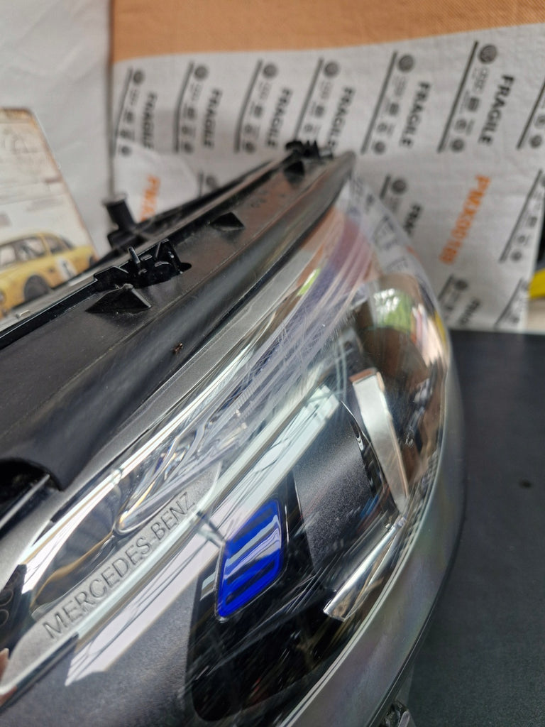 Frontscheinwerfer Mercedes-Benz A1779065804 Rechts Scheinwerfer Headlight SCH8210111091hp