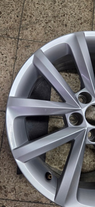 1x Alufelge 16 Zoll 7.0" 5x100 46ET KMR105 Skoda Rapid Rim Wheel FEL3019462414ns