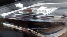 Laden Sie das Bild in den Galerie-Viewer, Frontscheinwerfer Mercedes-Benz W213 A2139064804 Rechts Scheinwerfer Headlight SCH6504668130yb