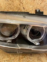 Laden Sie das Bild in den Galerie-Viewer, Frontscheinwerfer BMW 4 F32 7377854 Xenon Rechts Scheinwerfer Headlight SCH9679025256vv