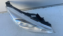 Laden Sie das Bild in den Galerie-Viewer, Frontscheinwerfer Ford Focus III F1EB-13W029-AFA LED Rechts Headlight SCH8244580902ew