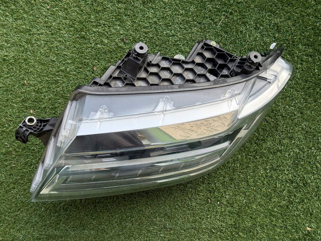 Frontscheinwerfer Man Tge Crafter 7C1941035B Links Scheinwerfer Headlight SCH9862054984hl