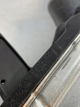 Laden Sie das Bild in den Galerie-Viewer, Frontscheinwerfer Toyota Hilux VIII 81150-0KK60 Ein Stück (Rechts oder Links) SCH4178229895ae