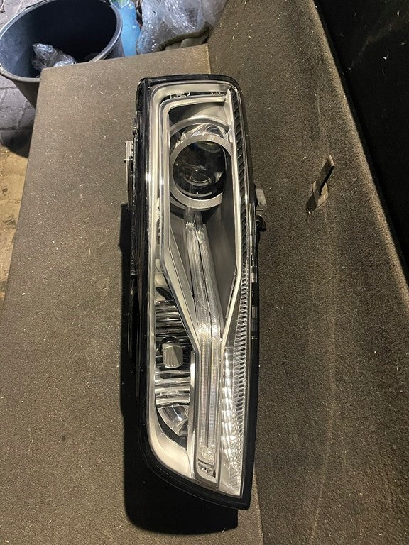 Frontscheinwerfer Audi Q3 Xenon Rechts Scheinwerfer Headlight SCH8185569688ib