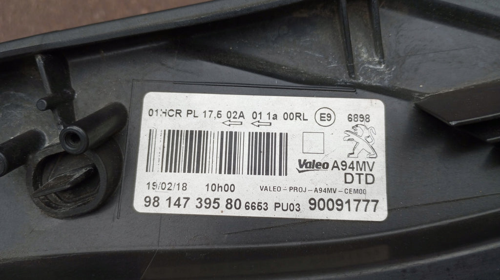 Frontscheinwerfer Peugeot 2008 9814739580 Rechts Scheinwerfer Headlight