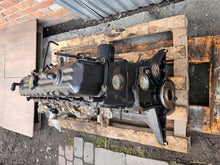 Laden Sie das Bild in den Galerie-Viewer, Motor Jeep Grand Cherokee Wj ERH 4.0 148TKm Benzin Engine Unkomplett MOT2896394187sf