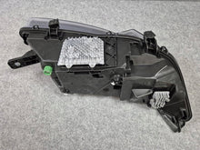 Laden Sie das Bild in den Galerie-Viewer, Frontscheinwerfer Fiat Ducato 90468574860 Links Scheinwerfer Headlight SCH4897381325fu