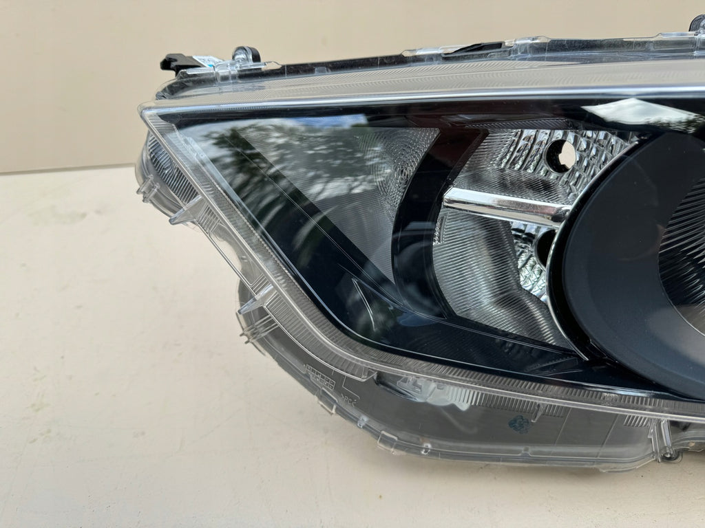 Frontscheinwerfer Toyota 4 Yaris Links Scheinwerfer Headlight