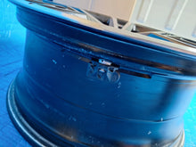 Load image into Gallery viewer, 1x Alufelge 19 Zoll 8.0" 5x112 27ET Glanz Schwarz 8089892 BMW 3 G21 G20 FEL5299147421my
