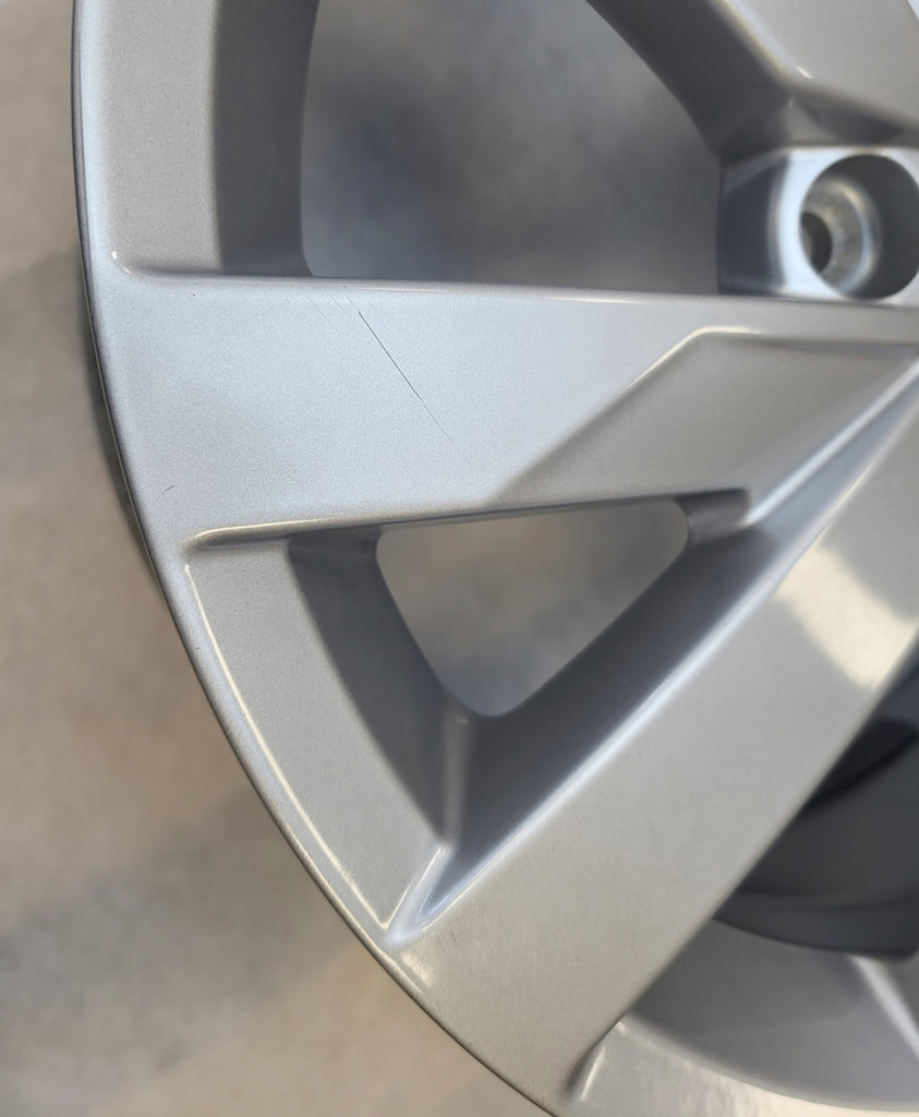 4x Alufelge 16 Zoll 6.5" 5x112 41ET Matt Silber 3G0601025BJ VW Passat B8 FEL7730664724zj