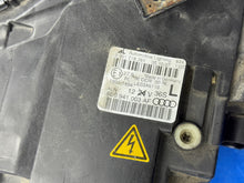 Load image into Gallery viewer, Frontscheinwerfer Audi A4 301219281 Xenon Links Scheinwerfer Headlight