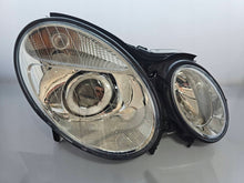 Load image into Gallery viewer, Frontscheinwerfer Mercedes-Benz W211 Xenon Rechts Scheinwerfer Headlight SCH8297107735xv