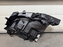 Laden Sie das Bild in den Galerie-Viewer, Frontscheinwerfer BMW 3 E91 E90 7202583 7202584 Ein Satz Scheinwerfer Headlight SCH9172398168nu