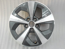 Laden Sie das Bild in den Galerie-Viewer, 1x Alufelge 16 Zoll 6.5&quot; 5x112 46ET Glanz Schwarz 5E0601025AP Skoda Octavia Iii