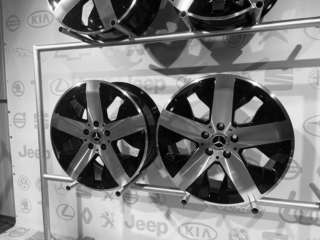 4x Alufelge 18 Zoll 7.5" 5x112 53ET Glanz Grau A2474012800 Mercedes-Benz W247