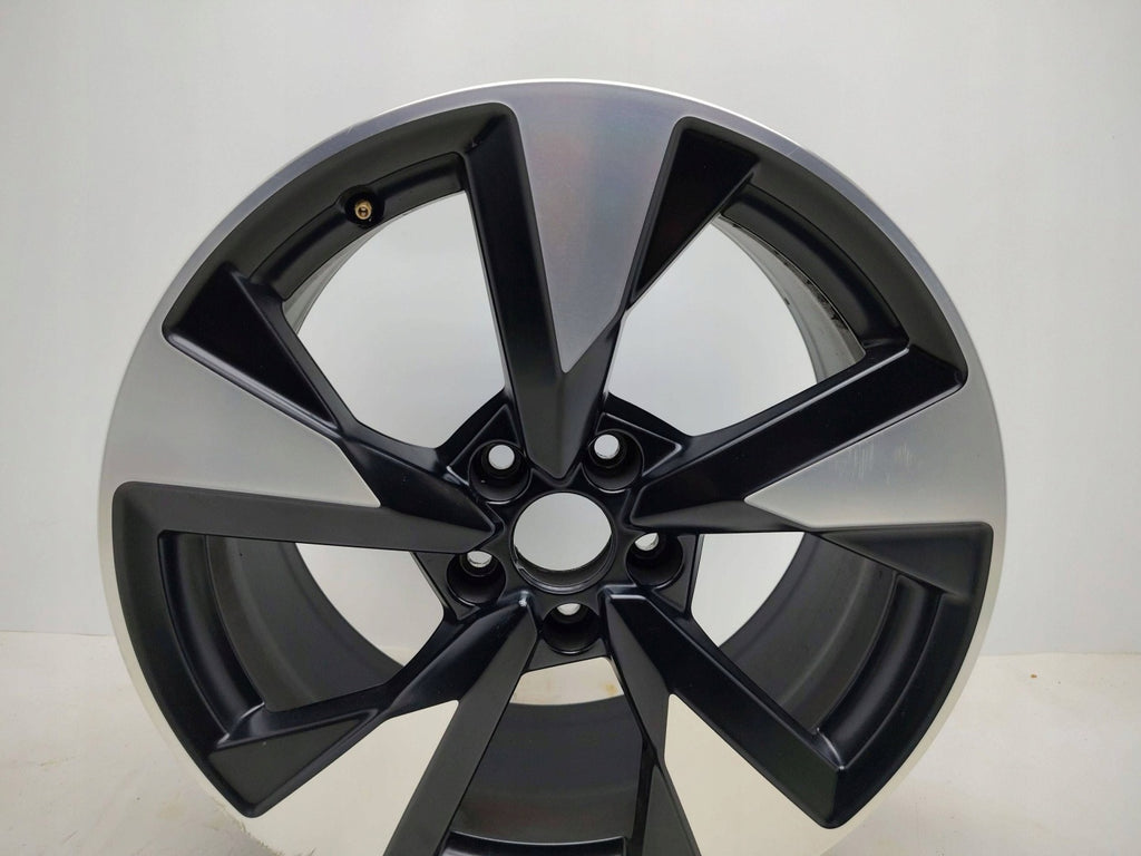 1x Alufelge 18 Zoll 5x112 8W0601025BC Audi A4 B9 Rim Wheel FEL4495552070hb