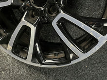 Laden Sie das Bild in den Galerie-Viewer, 1x Alufelge 18 Zoll 7.0&quot; 5x112 54ET Glanz Schwarz 6898049 Mini F57 F56 F55