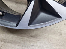 Laden Sie das Bild in den Galerie-Viewer, 1x Alufelge 19 Zoll 5x114.3 51ET Glanz Graphit 52910S1330 Hyundai Santa I Fe Mg FEL7536341862yj