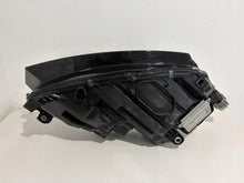 Laden Sie das Bild in den Galerie-Viewer, Frontscheinwerfer Skoda Octavia IV 5E4941015A LED Links Scheinwerfer Headlight SCH4104834846og