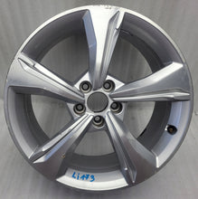 Load image into Gallery viewer, 1x Alufelge 19 Zoll 8.0" 5x112 39ET Glanz Silber 80A601025E Audi Q5 Rim Wheel FEL6721413676gg