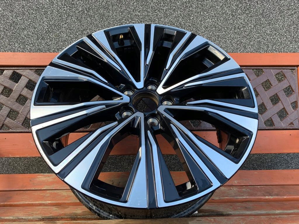 1x Alufelge 18 Zoll 8.0" 5x108 42ET 32271988 Volvo V60 Rim Wheel FEL3886720940jr