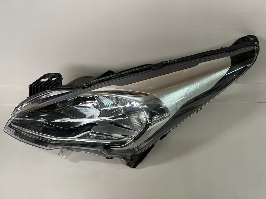 Frontscheinwerfer Peugeot 5008 I Links Scheinwerfer Headlight