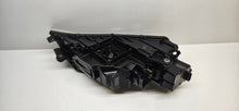 Laden Sie das Bild in den Galerie-Viewer, Frontscheinwerfer Skoda Octavia III 5E1941015D LED Links Scheinwerfer Headlight SCH7439323540yh