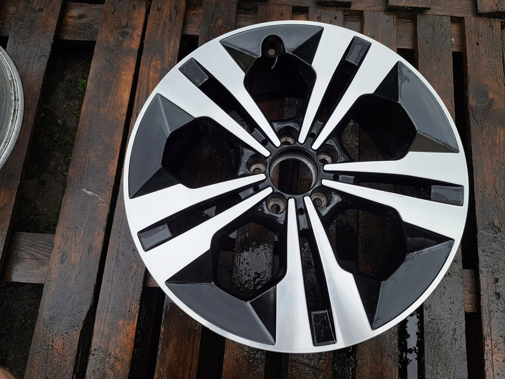 1x Alufelge 18 Zoll 7.5" 5x112 53ET Glanz Schwarz A2474012900 Mercedes-Benz FEL6538919896eu