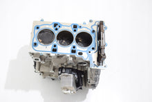 Laden Sie das Bild in den Galerie-Viewer, Motorblock BMW F44 F45 F39 F48 F40 F46 B38A15A 1.5 Benzin Unkomplett
