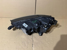 Load image into Gallery viewer, Frontscheinwerfer Skoda Scala 657941016A LED Rechts Scheinwerfer Headlight SCH5663003464as